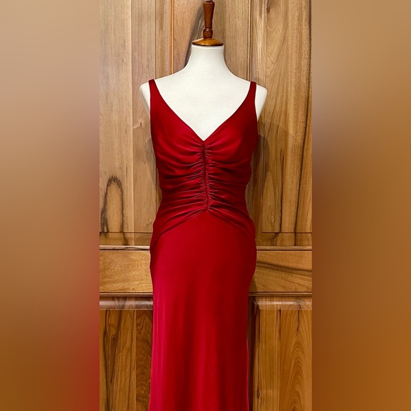 Elie Tahari - Sumptuous Scarlet Silk Gown - Ruched Bodice/Draped Skirt, EUC - 12 - Picture 2 of 14